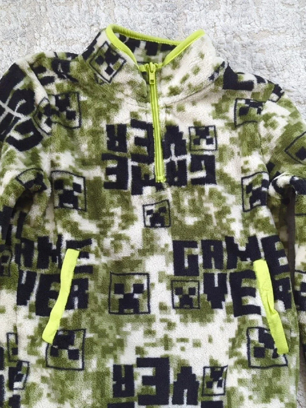 Minecraft Green Camo Half-Zip Fleece Pullover Size XS (6/7)